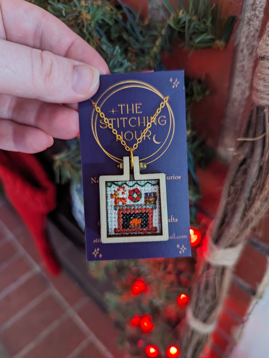 Yule Fireplace Necklace