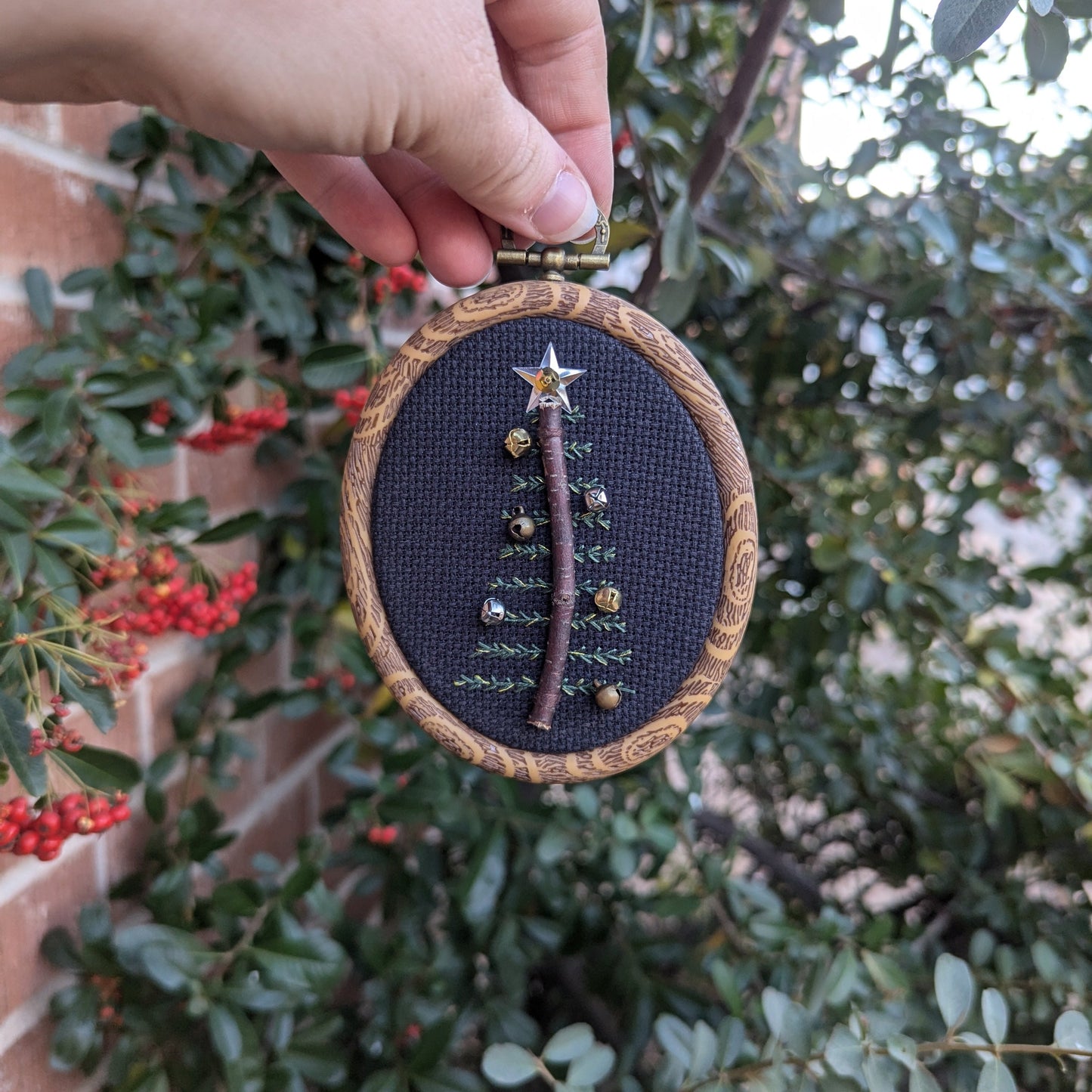 Yule Tree Wall Art 4"